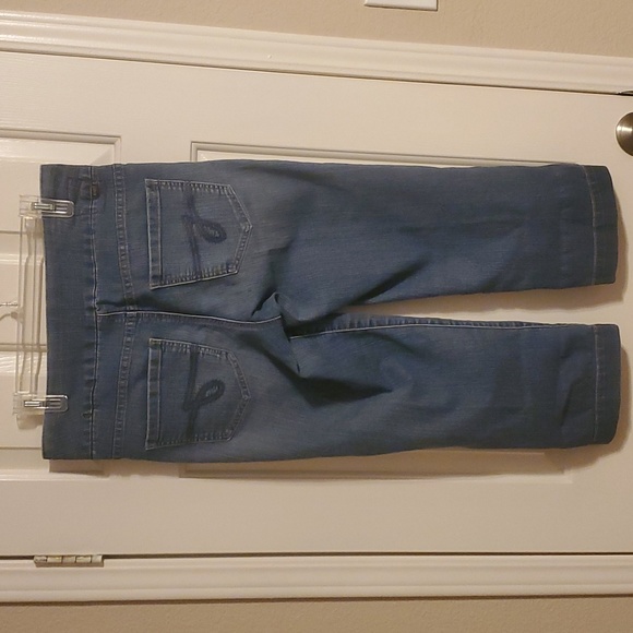 Women's Pull on Jag Jeans Cropped Size 8 - Picture 2 of 7